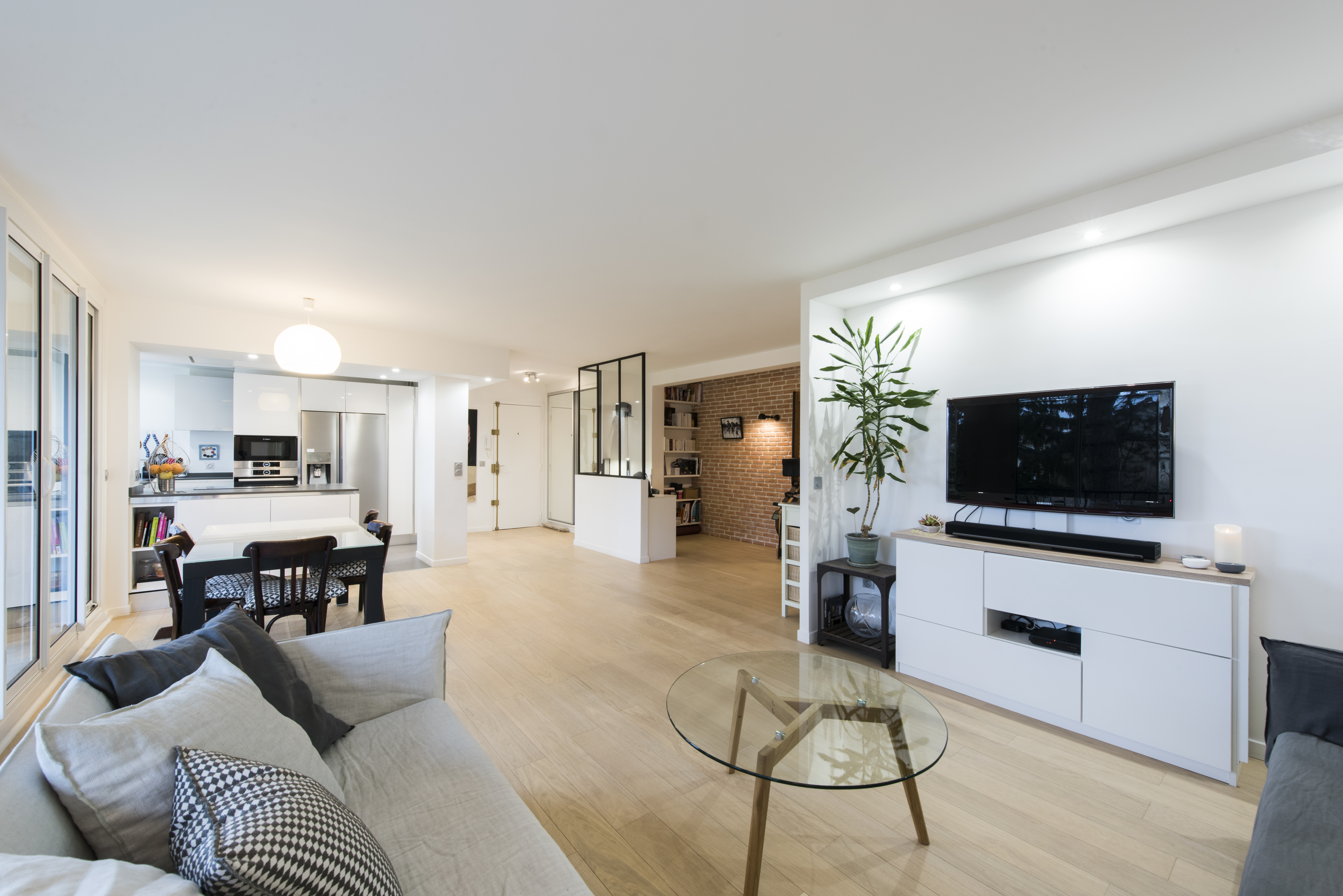 La Cuisine Dans Le Bain Marchand De Meubles A Paris 75012 Adresse Et Telephone Sur L Annuaire Hoodspot