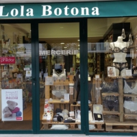 Lola Botona