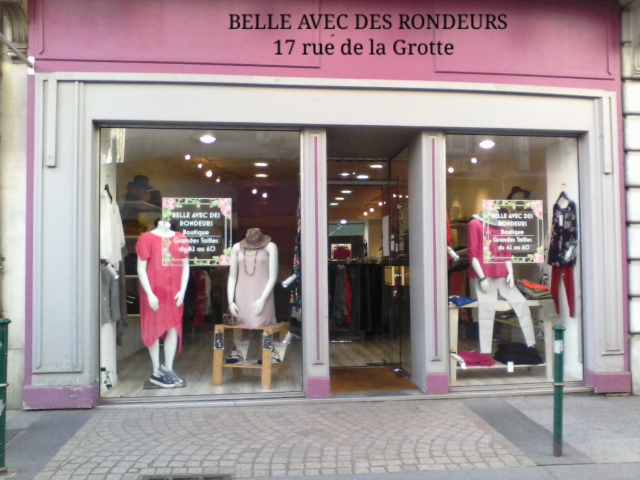 BELLE AVEC DES RONDEURS - Boutique de vêtements à Lourdes (65100) - Adresse  et téléphone sur l'annuaire Hoodspot