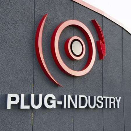 Plug Industry