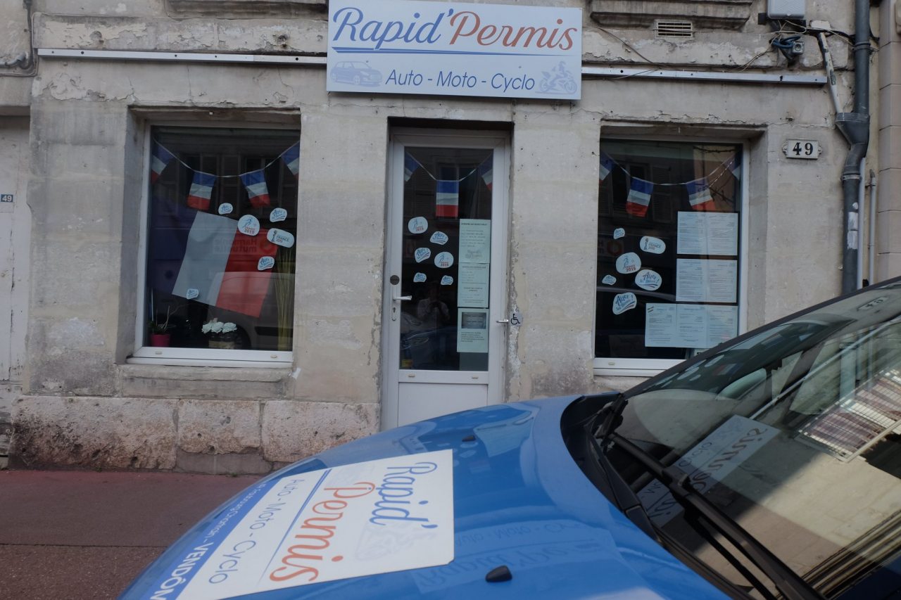 RAPID'PERMIS - Auto école à Vendôme (41100) - Adresse et téléphone sur  l'annuaire Hoodspot