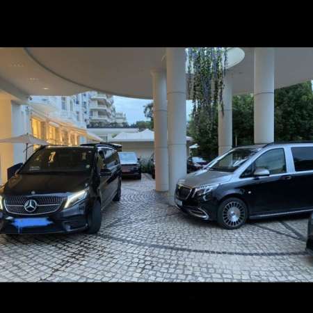 Luxury Limousine Et Taxi